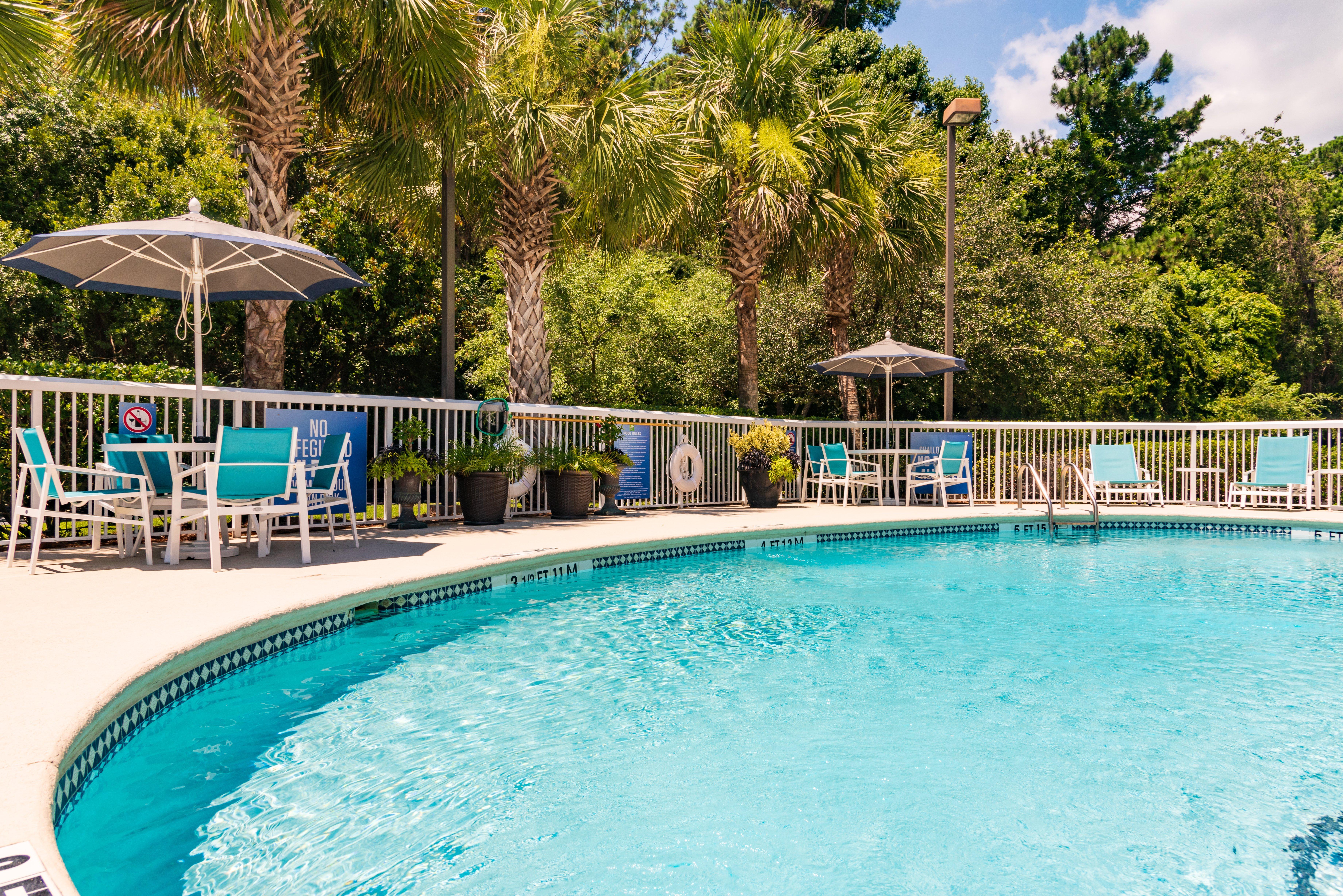 Holiday Inn Express Charleston Us Highway 17 & I-526 By Ihg Extérieur photo